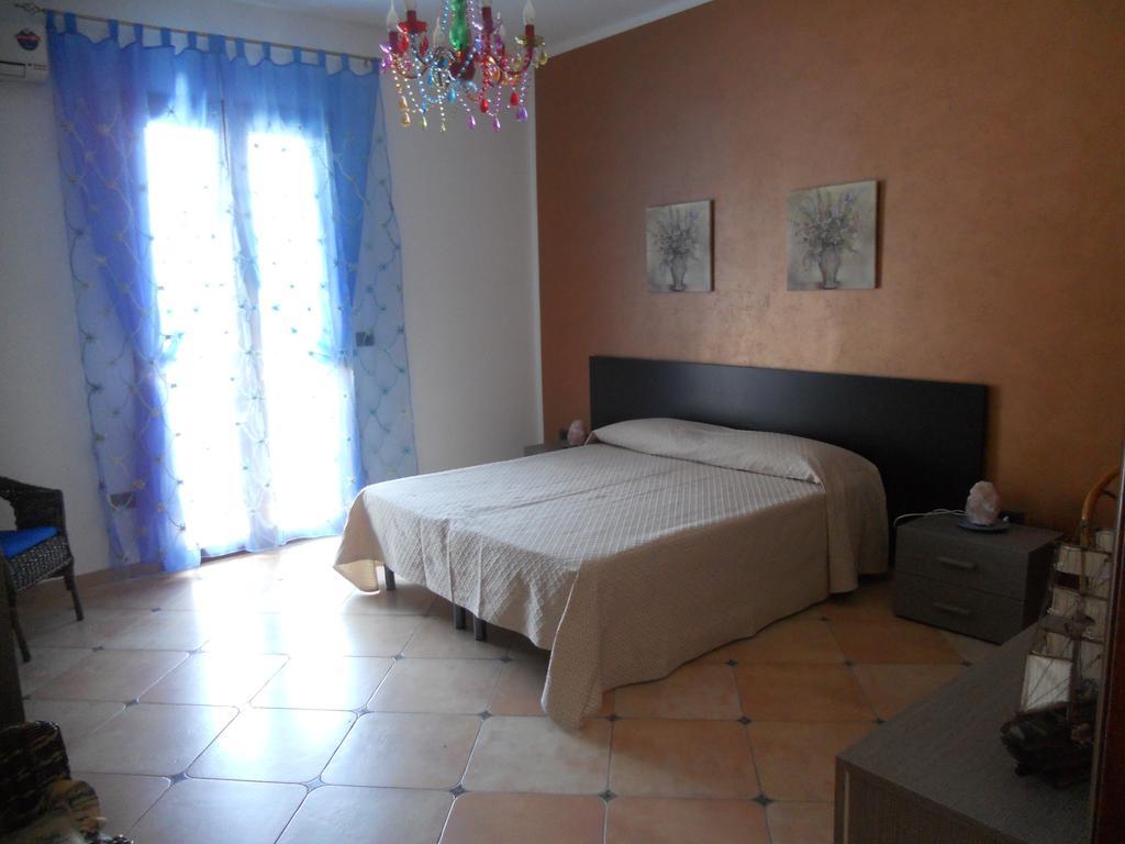 Brezza Di Mare Bed & Breakfast Vignacastrisi Room photo