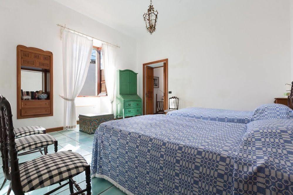 Brezza Di Mare Bed & Breakfast Vignacastrisi Exterior photo