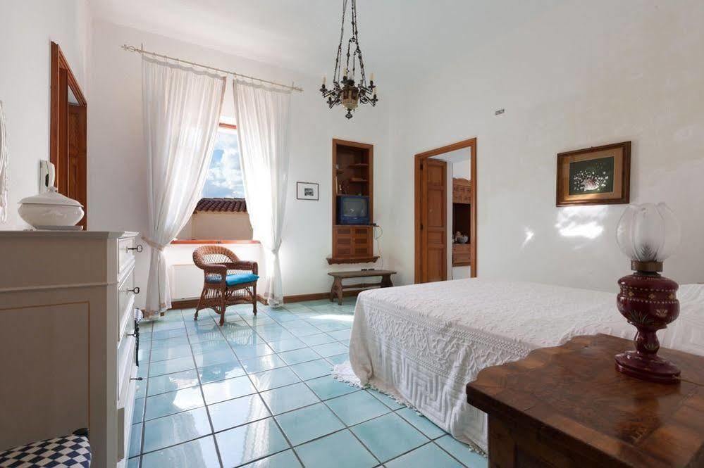 Brezza Di Mare Bed & Breakfast Vignacastrisi Exterior photo